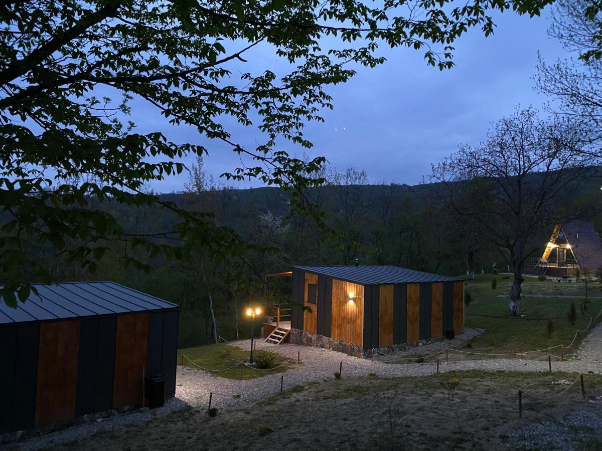Casutele Din Poienita Comarnic Exterior foto
