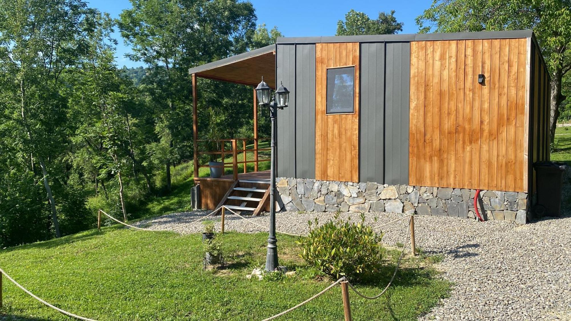 Casutele Din Poienita Comarnic Exterior foto